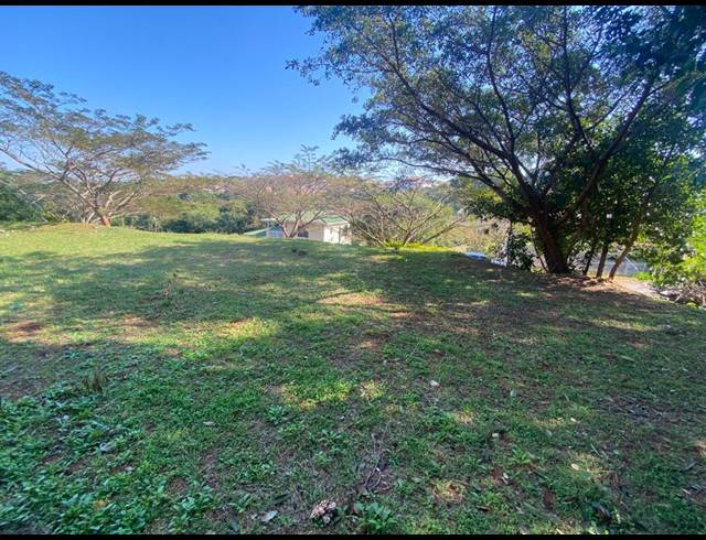 713M² VACANT LAND FOR SALE IN ILLOVO BEACH
